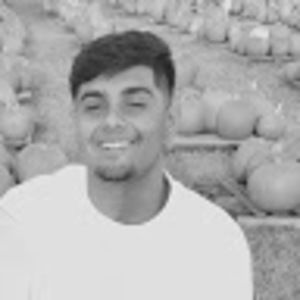 Meet your Posher, Moez